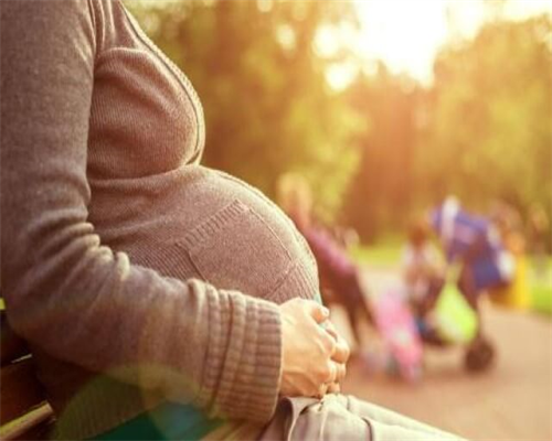 <b>在校大学生捐卵经历：为什么患不孕不育的人越</b>